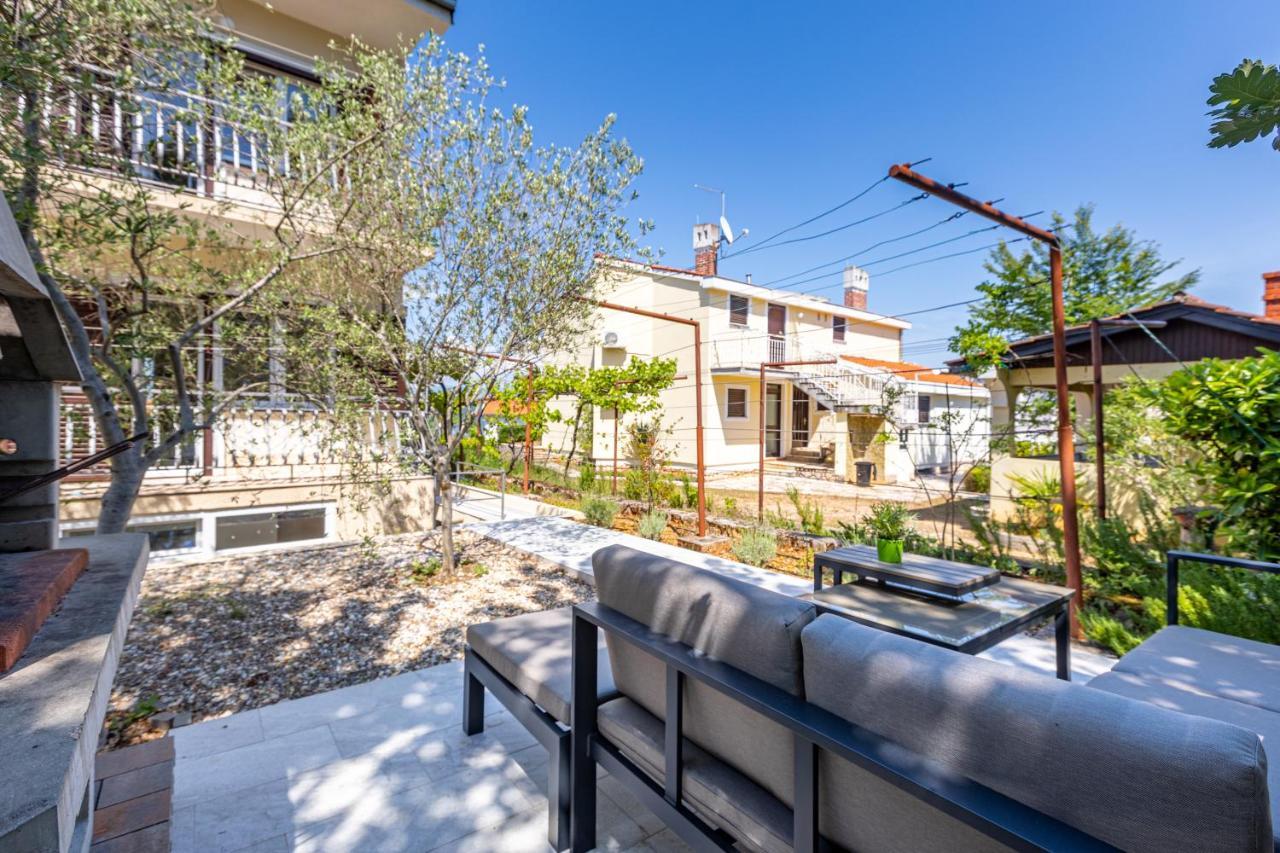Apartment Ana Vantacici Exterior photo
